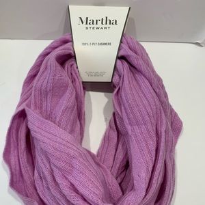 NWT Martha Stewart 100% 2 Ply Cashmere Scarf